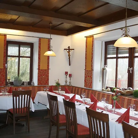 Ziegelhuette Szálloda 3*