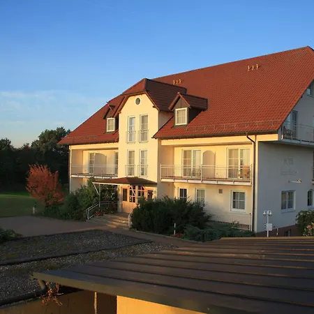 Hotel Ziegelhuette Schwandorf in Bayern