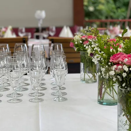 Ziegelhuette 3* Schwandorf in Bayern